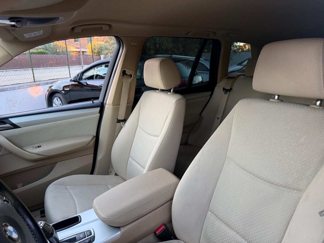 Bmw X3 20d xDrive 184cv interni Beige