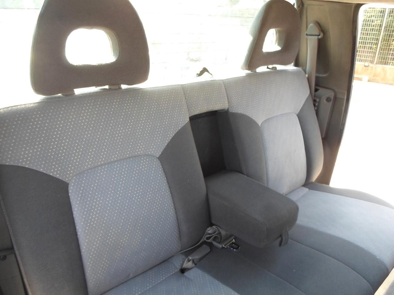 Mitsubishi L200 2.5 TDI 4WD Double Cab Pick-up