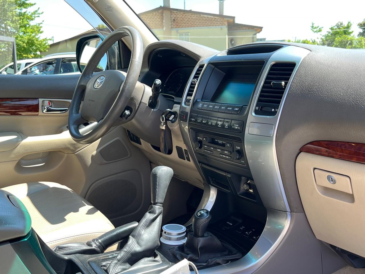 Toyota Land Cruiser 3.0 D-4D 16V cat 5 porte aut. Wagon