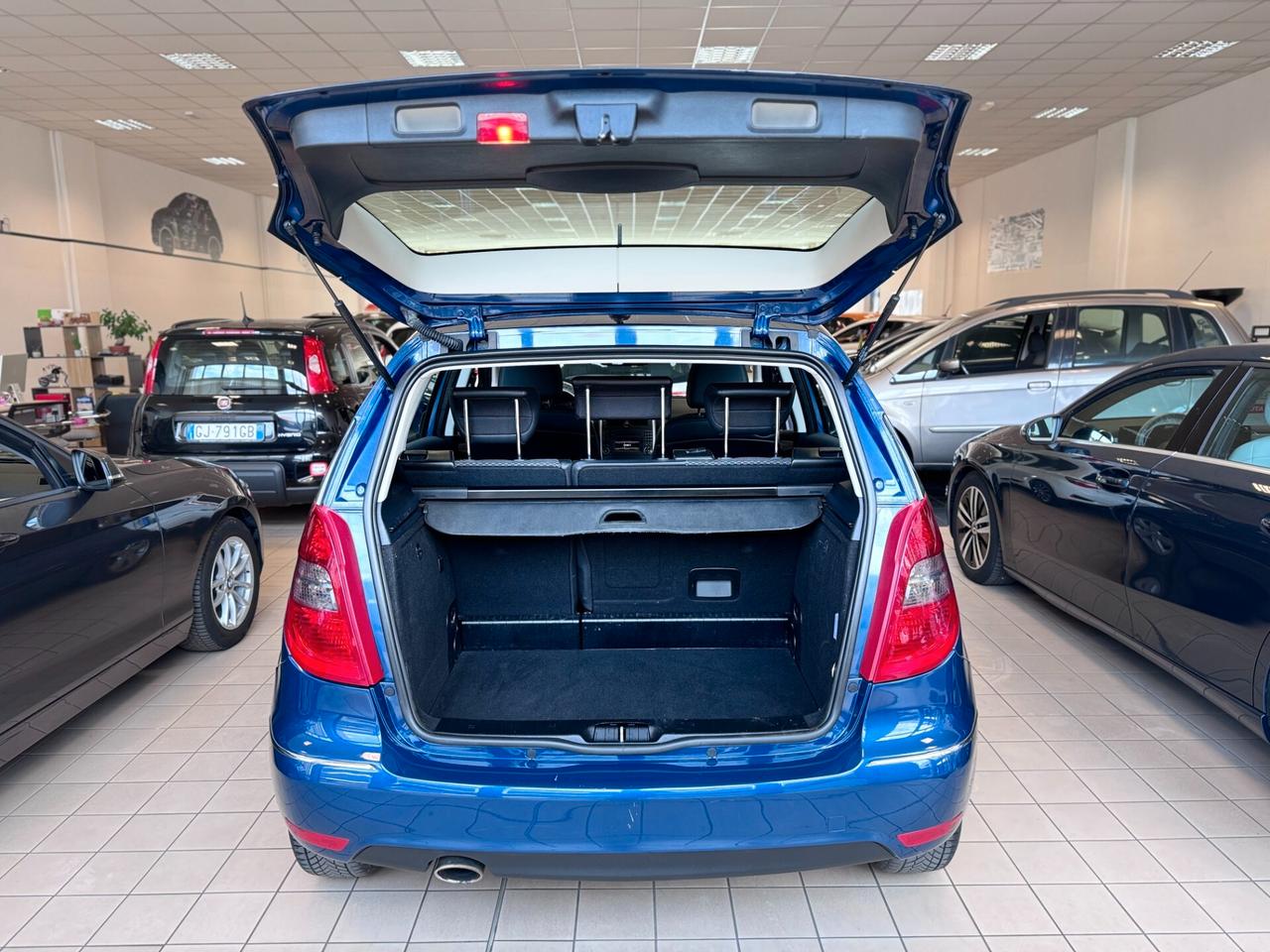 Mercedes-benz A 160 A 160 BlueEFFICIENCY Special Edition