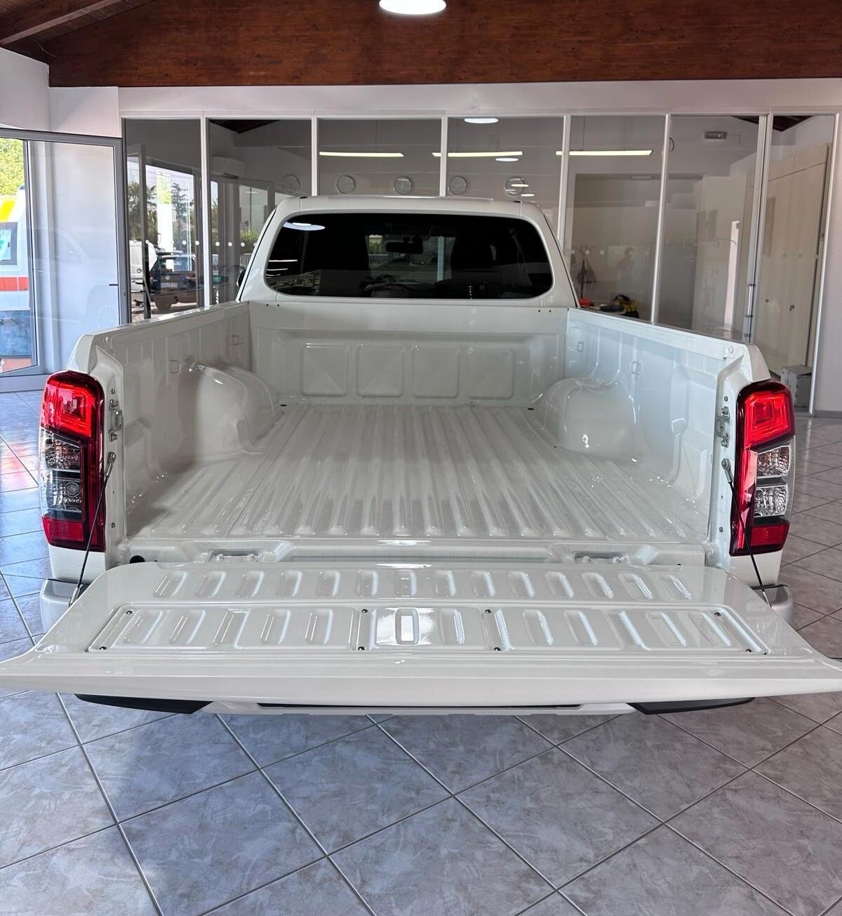 Mitsubishi L200 2.3 D Club Cab 4x4 Super Select Intense *UniProprietario