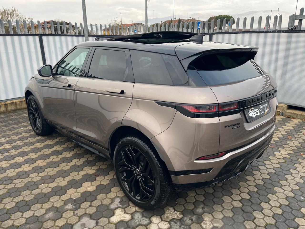 Land Rover Range Evoque 2.0D I4 180 CV AWD Auto R-Dynamic SE