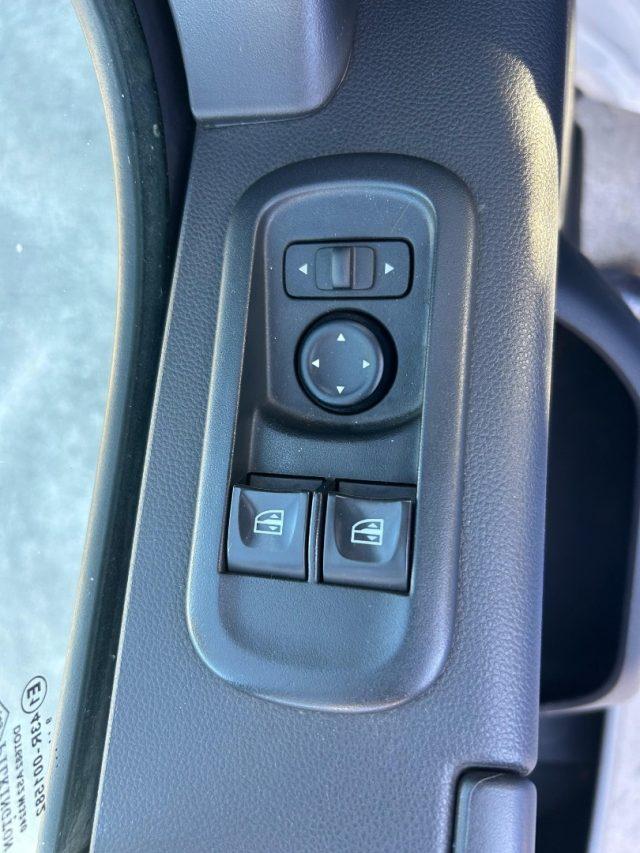 RENAULT Master T35 2.3 dCi Sponda idraulica