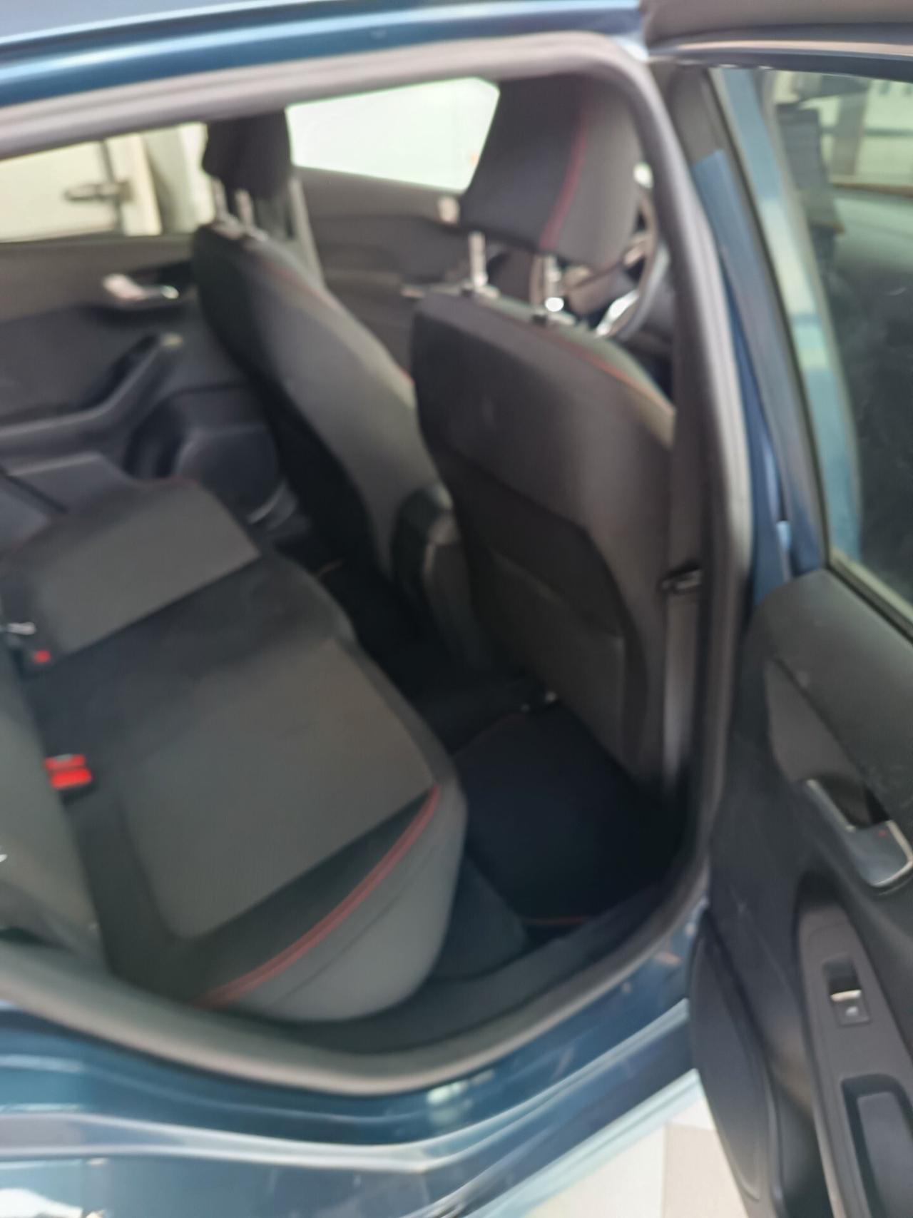 Ford Fiesta 1.0 Ecoboost 100 CV 5 porte ST-Line