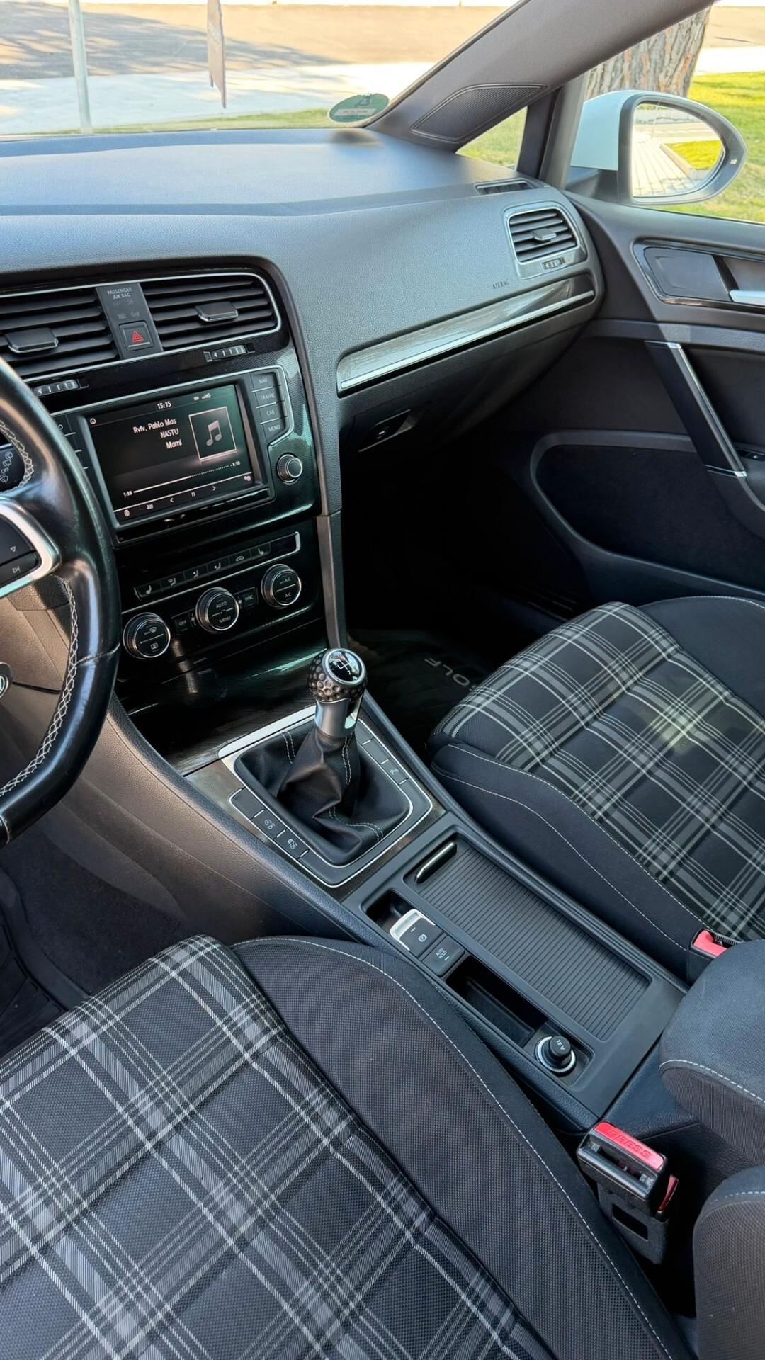 Volkswagen Golf GTD 2.0 TDI 5p. BlueMotion Technology