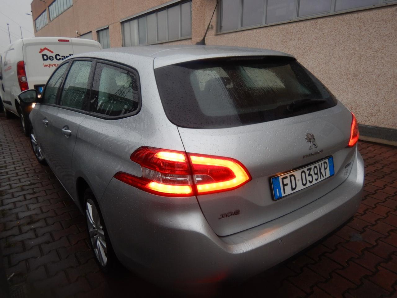 Peugeot 308 1.6 BlueHDi 100cv *FULL OPT* comeNUOVA