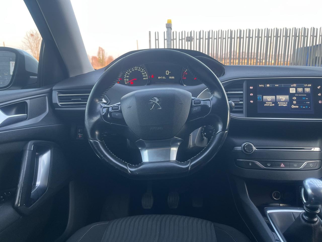 Peugeot 308 BlueHDi 120 SW Allure