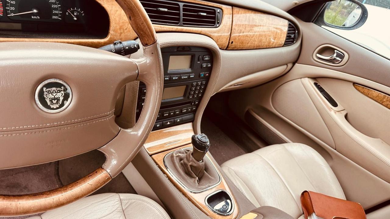 Jaguar S-Type (X202) 2.5 V6 24V cat Executive