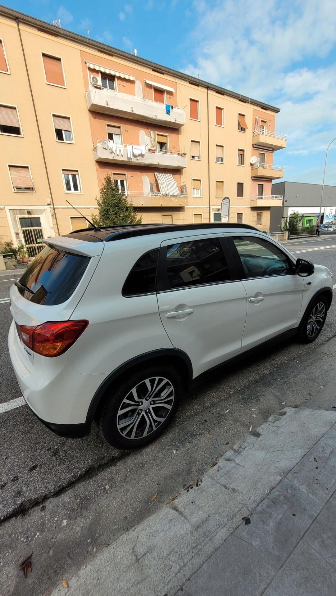 Mitsubishi ASX 1.6 DI-D 114 CV 2WD Inform