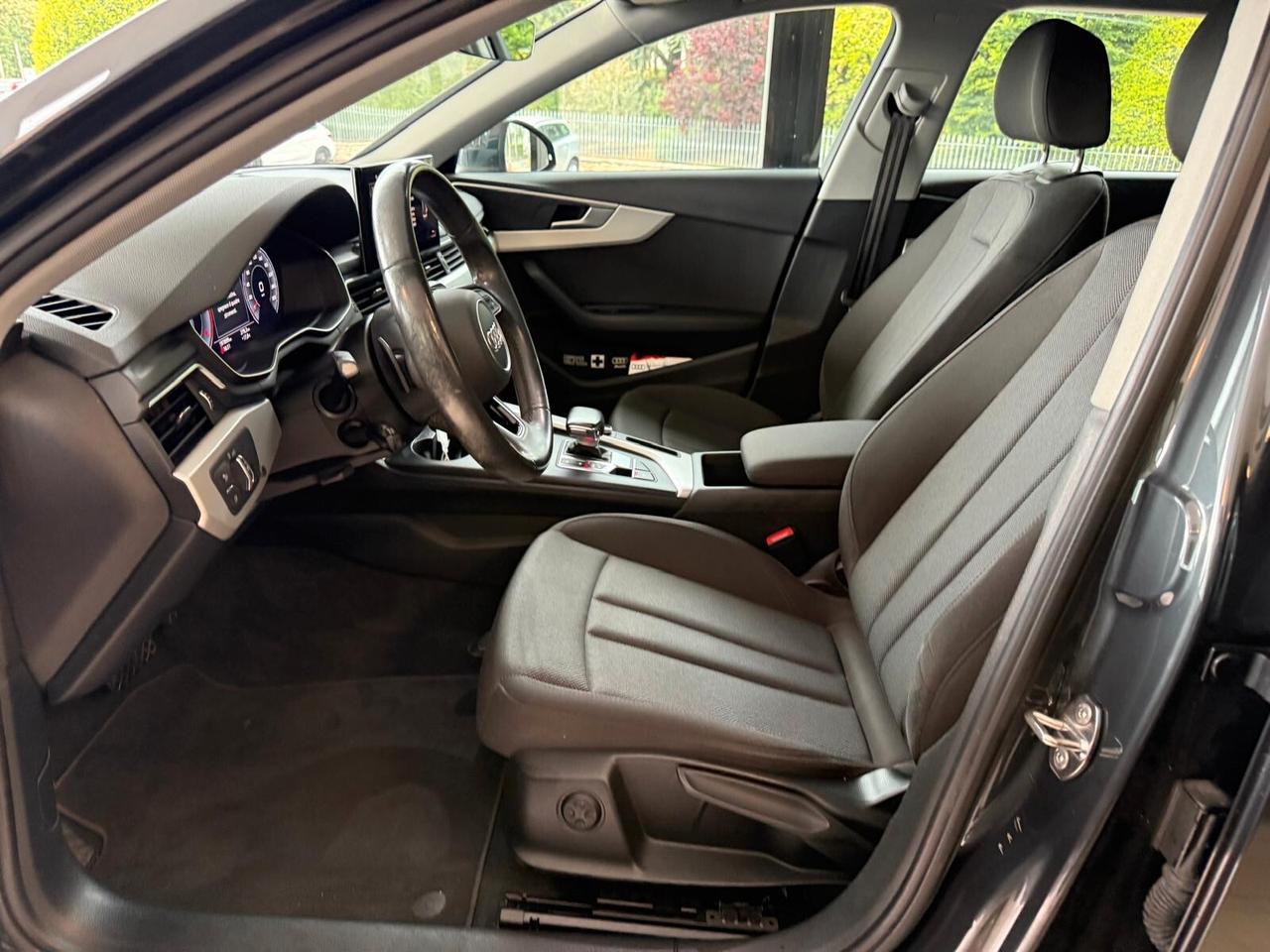 Audi A4 Avant 30 TDI/136 CV S tronic Business