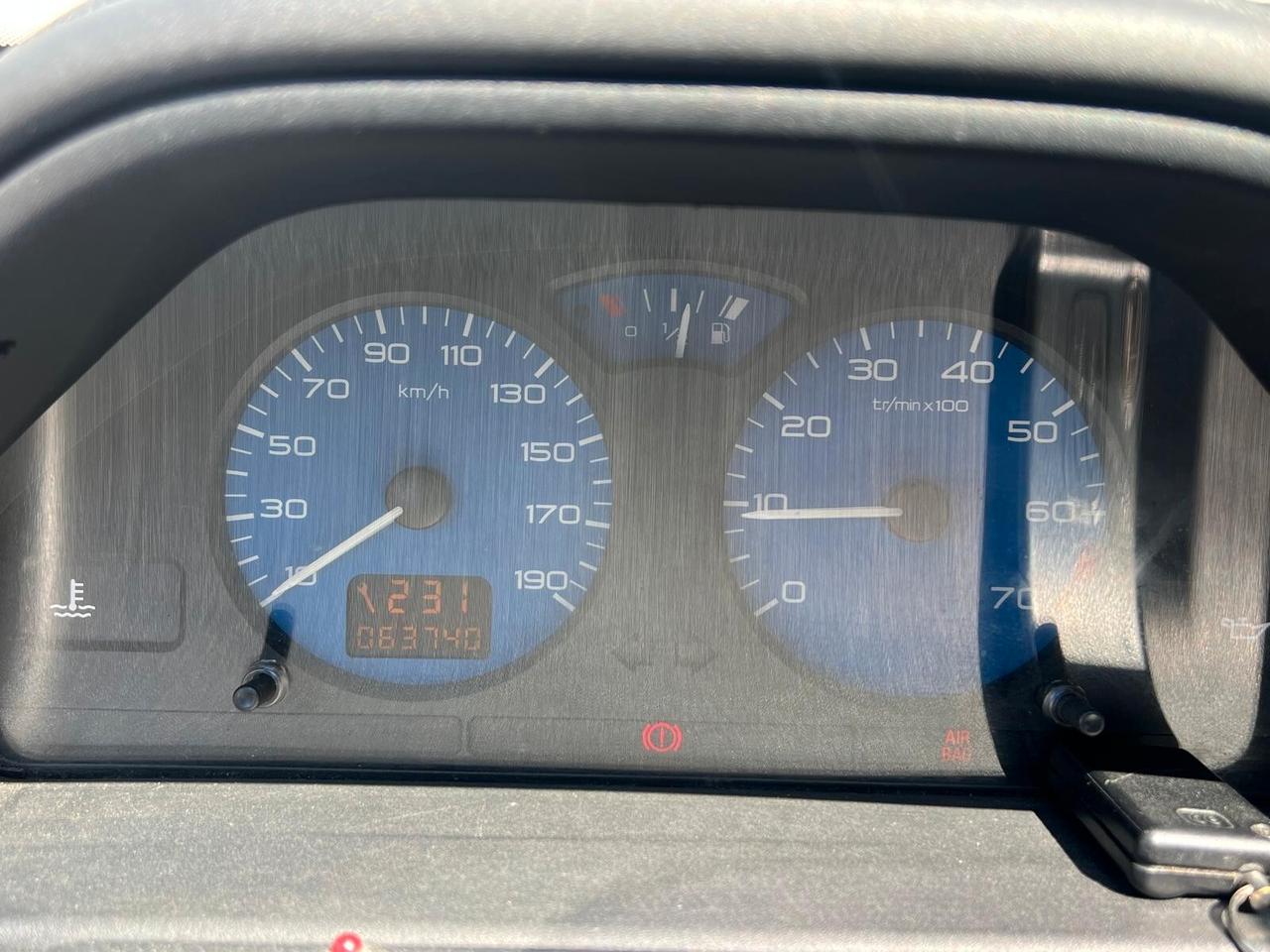 Peugeot 106 1.1i cat 3 porte Quiksilver 64000KM