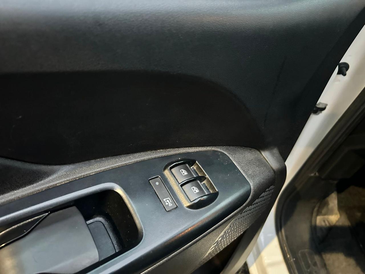 fiat doblo 1.4 metano GANCIO TRAINO 2017