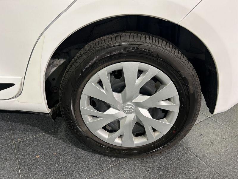 Toyota Yaris 1.0 72 CV 5 porte Active