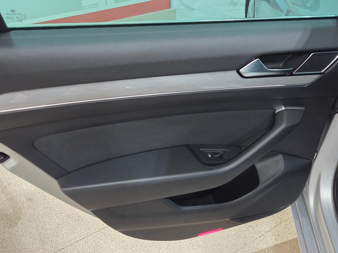 Volkswagen Passat Variant 2.0 TDI SCR EVO DSG Business