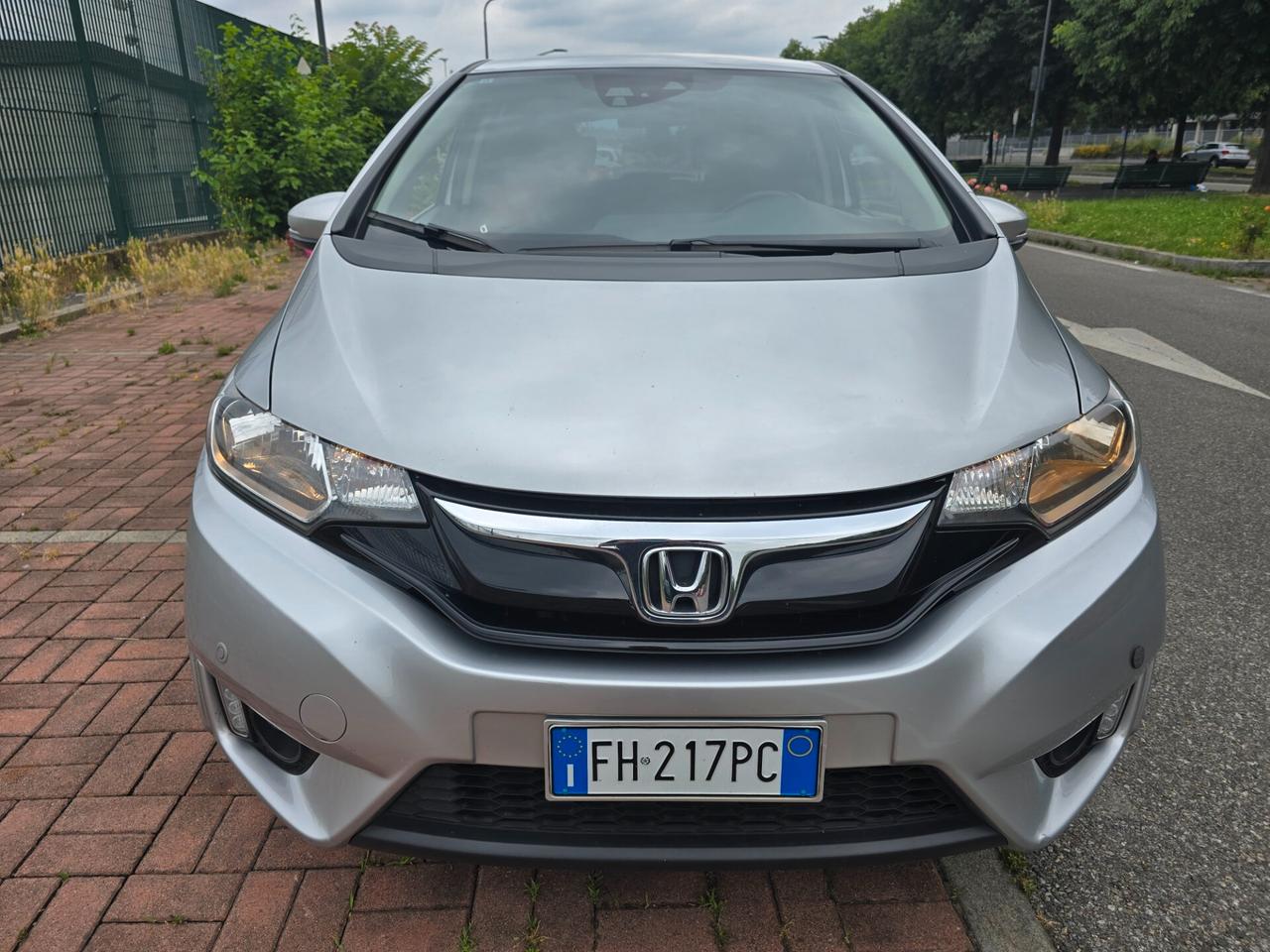 Honda Jazz Full OPTIONAL!!!!!! GARANZIA/PERMUTA