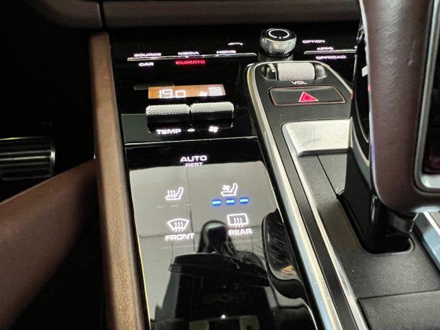 PORSCHE Cayenne 4.0 V8 Turbo //TETTO//21//RADAR//TELECAMERA//