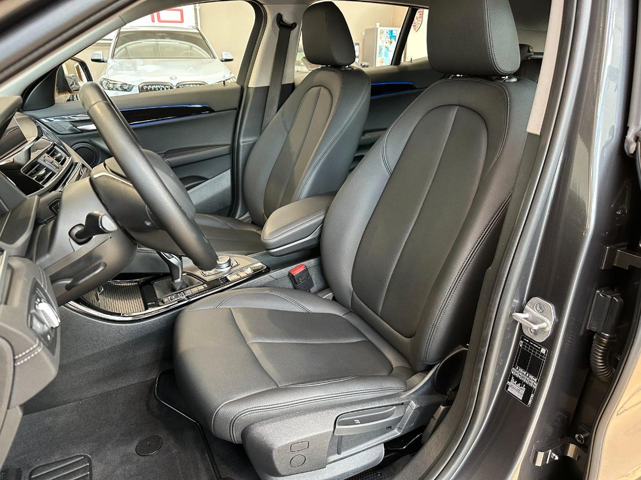 BMW X2 sdrive18d Business X Auto - LED-18"-Navi PRO - IVA