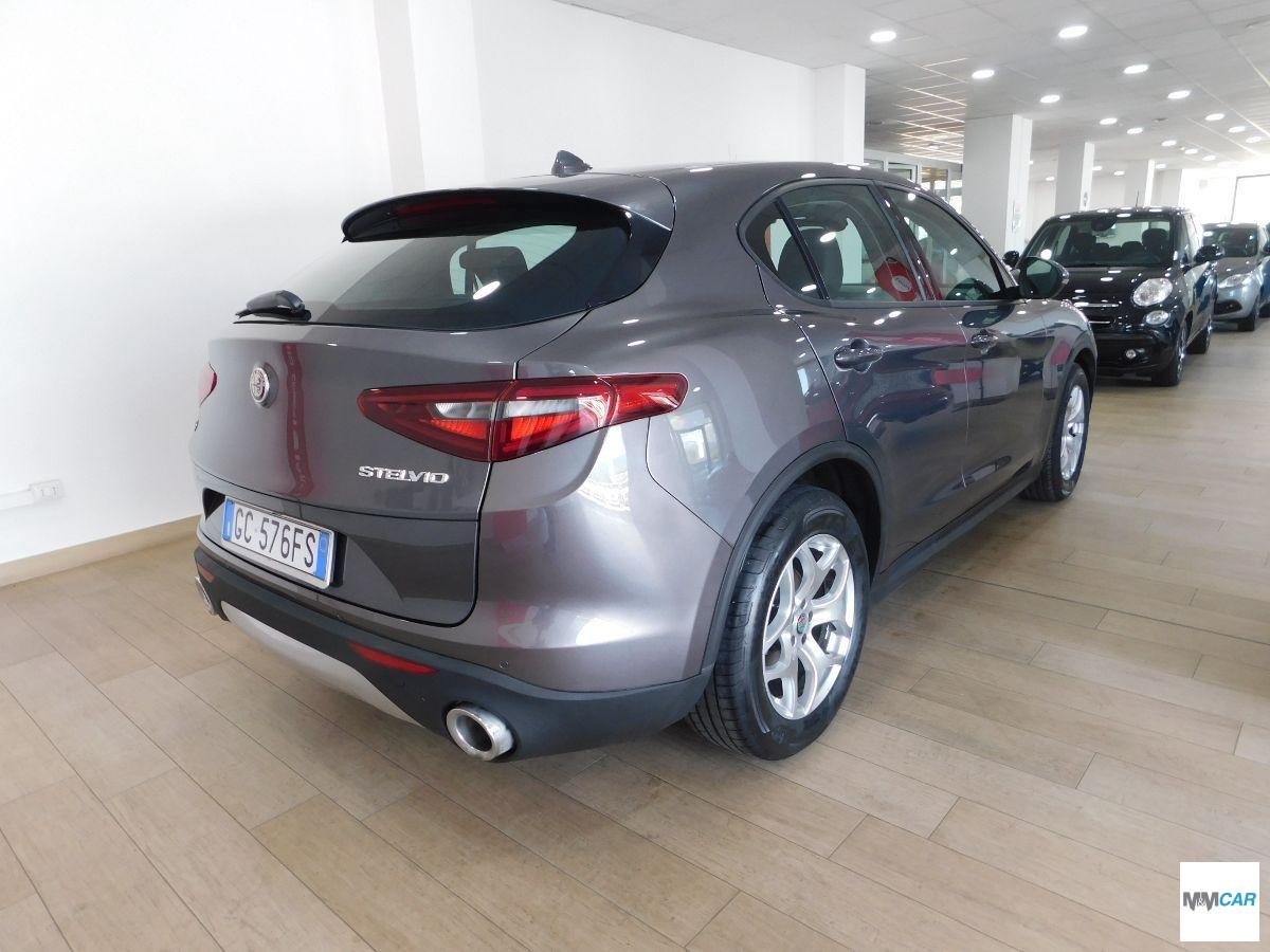 ALFA ROMEO - Stelvio - 2.2 T.diesel 190 CV AT8 Q4 Bus.