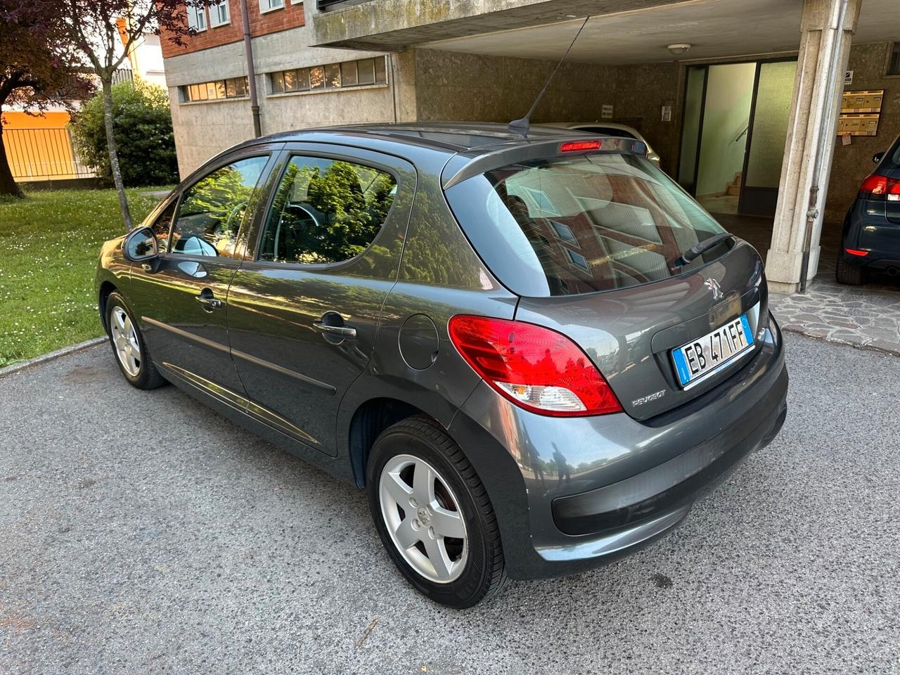 Peugeot 207 1.4 VTi 95CV 5p. Energie Sport
