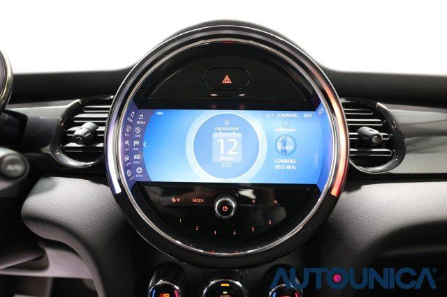 MINI Cooper 1.5 COOPER CAMDEN 5 PORTE FARI LED