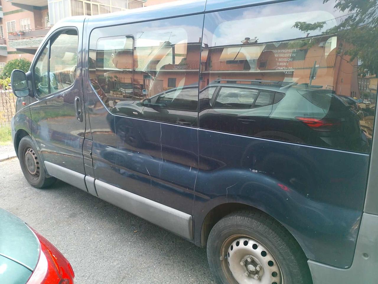 Opel Vivaro 27 1.9 DI PC-TN Combi