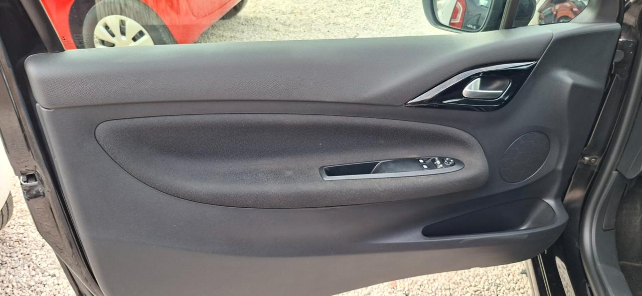 DS3 3 PureTech 82 So Chic NAVI/PELLE/TELEC. GARANZ.12MESI