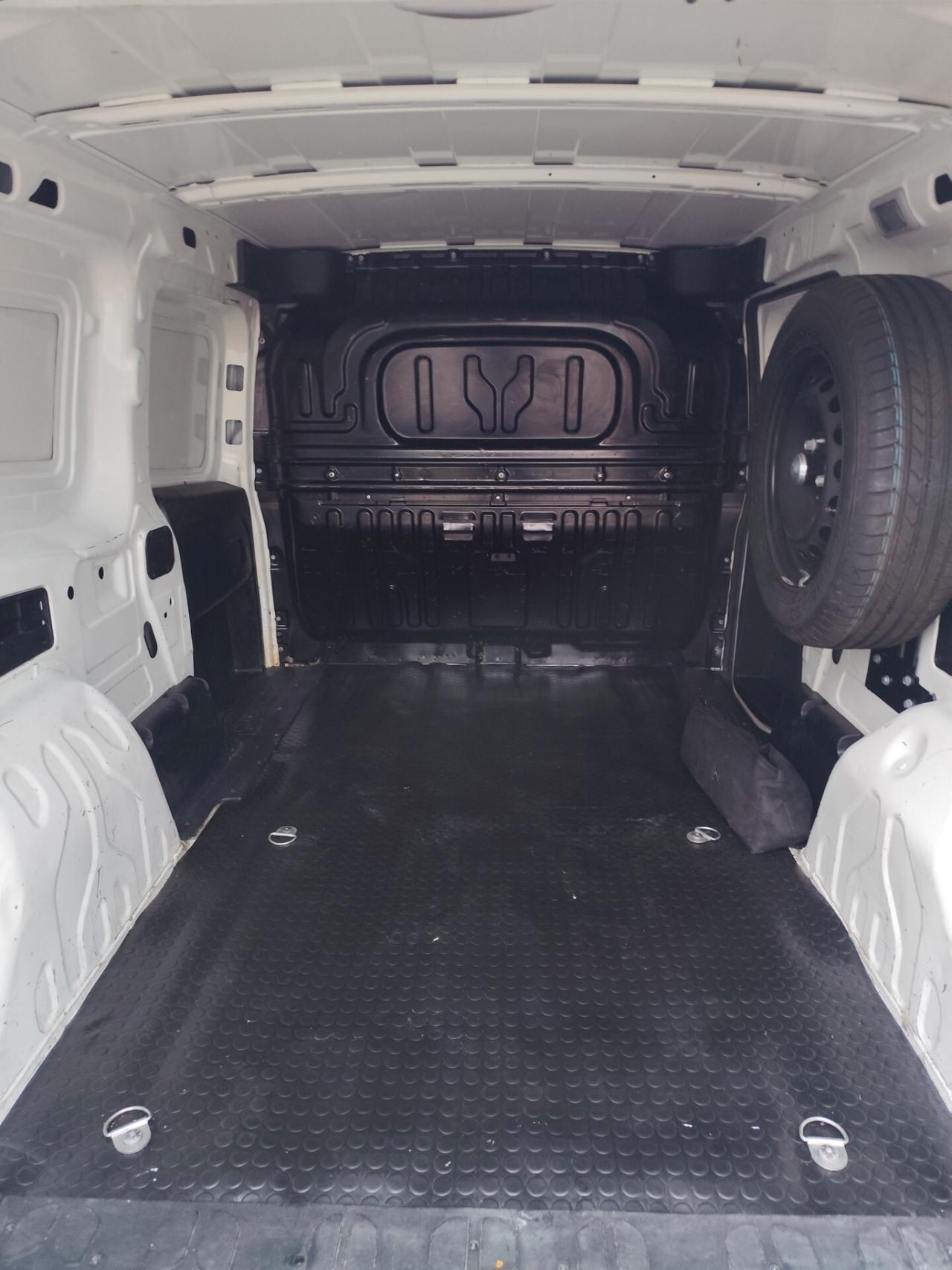 Fiat Doblo Doblò 1.4 Natural Power PL-TN Cargo Maxi Lounge