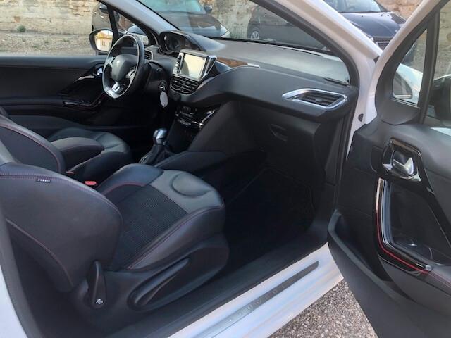 Peugeot 208 PureTech Turbo 110 S&S 3 porte GT Line
