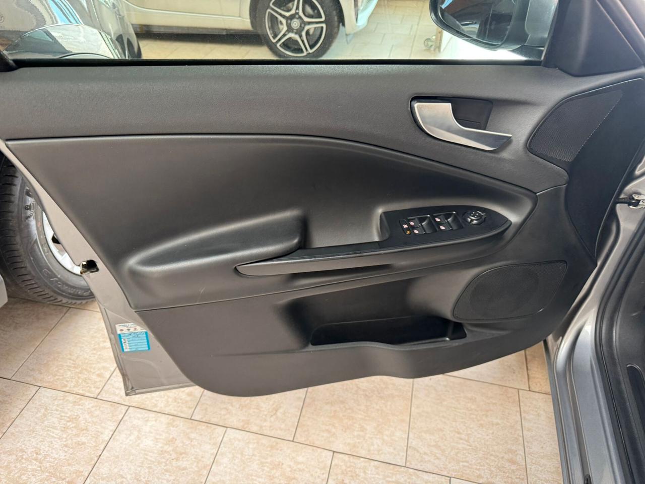 Alfa Romeo Giulietta 1.6 JTDm 120 CV Super