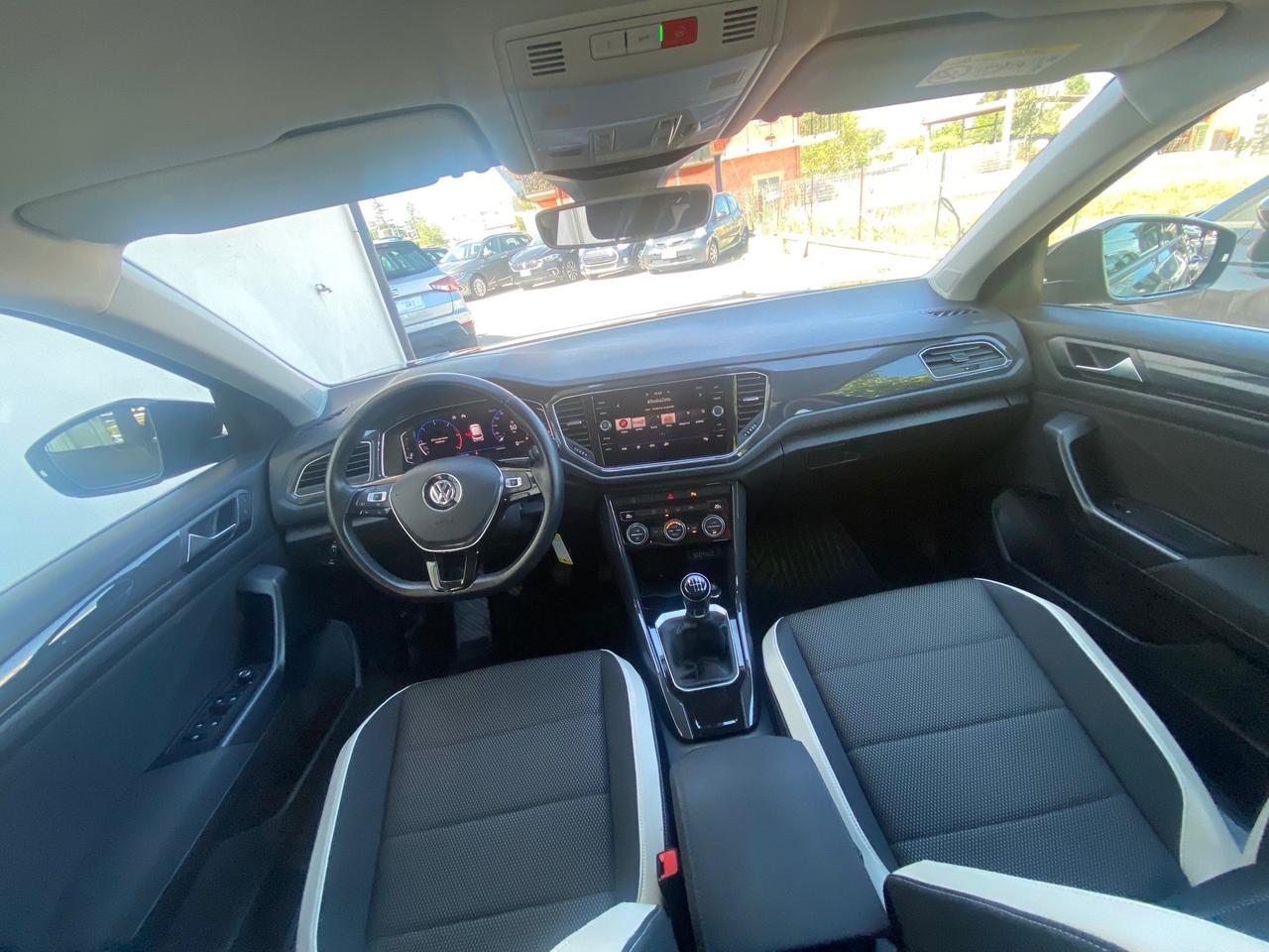 Volkswagen T-Roc 1.6 TDI SCR Advanced BlueMotion Technology 116cv