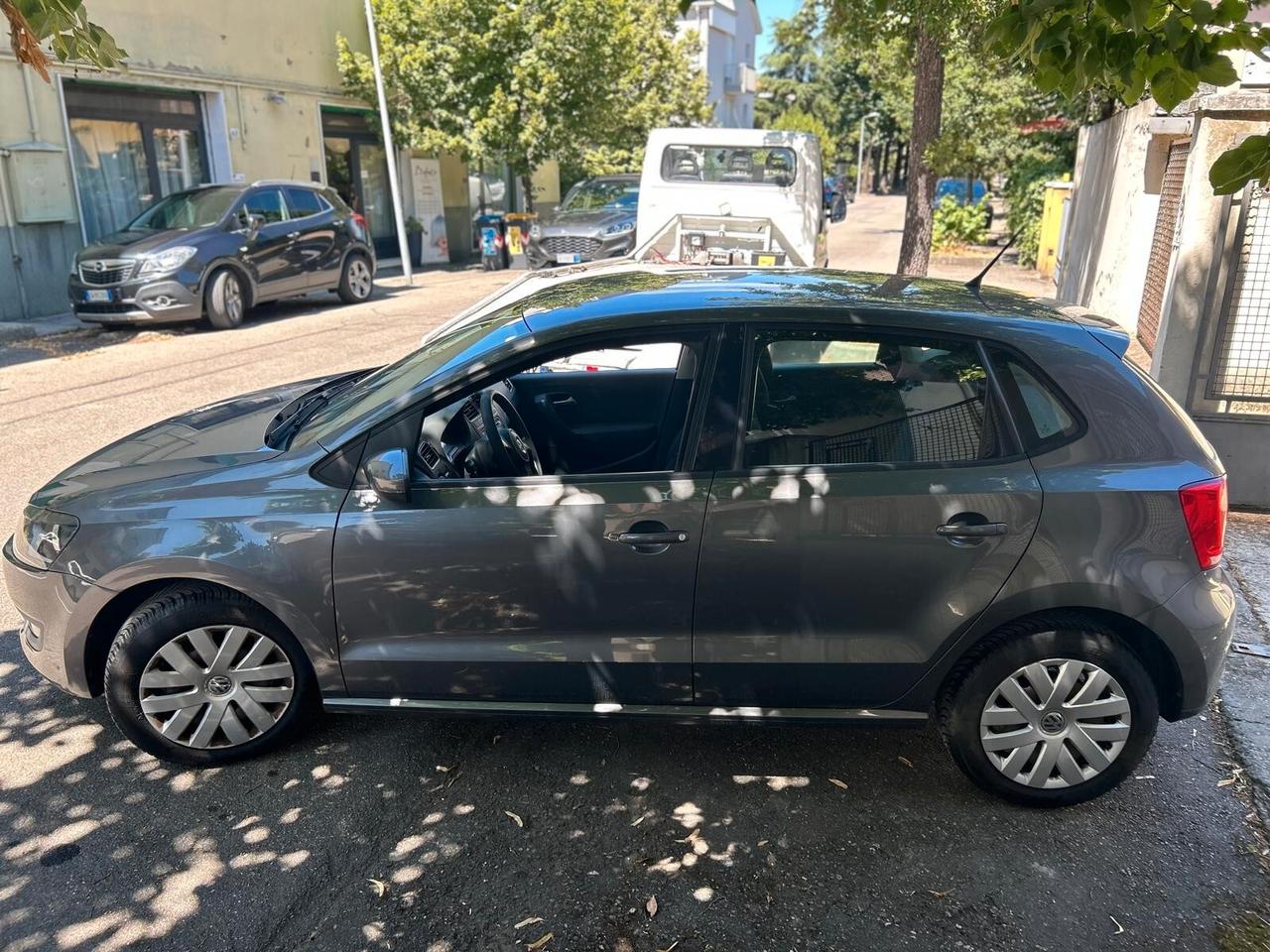 Volkswagen Polo 1.4 5 porte Highline BiFuel NEOPATENTATI