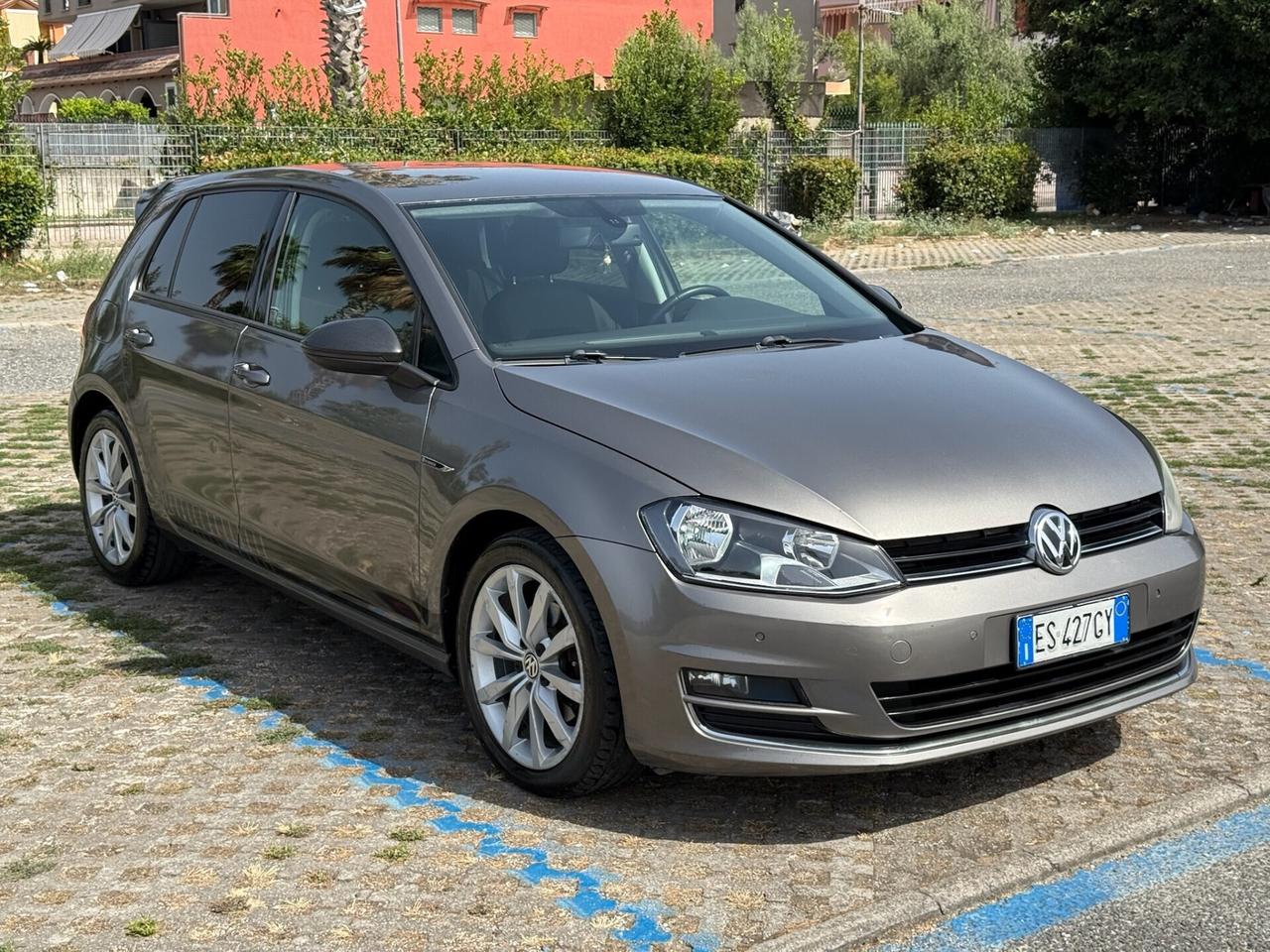 VOLKSWAGEN Golf 7 2013 1.6 TDI 105cv DSG Highline
