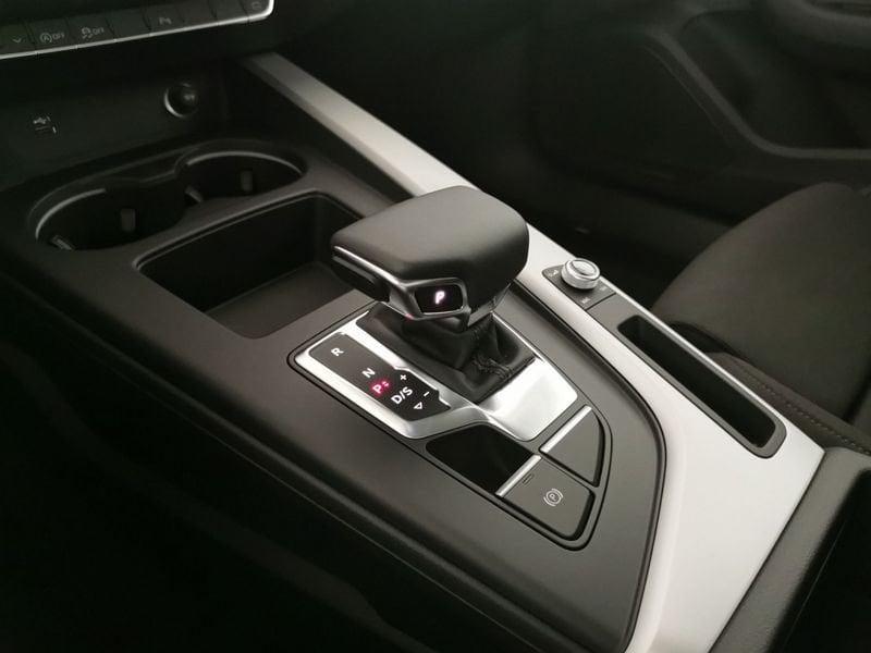 Audi A4 NUOVA 35 2.0 tdi mhev S line edition 163cv s-tronic
