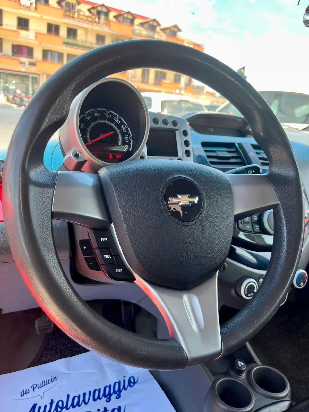 Chevrolet Spark 1.2 LT
