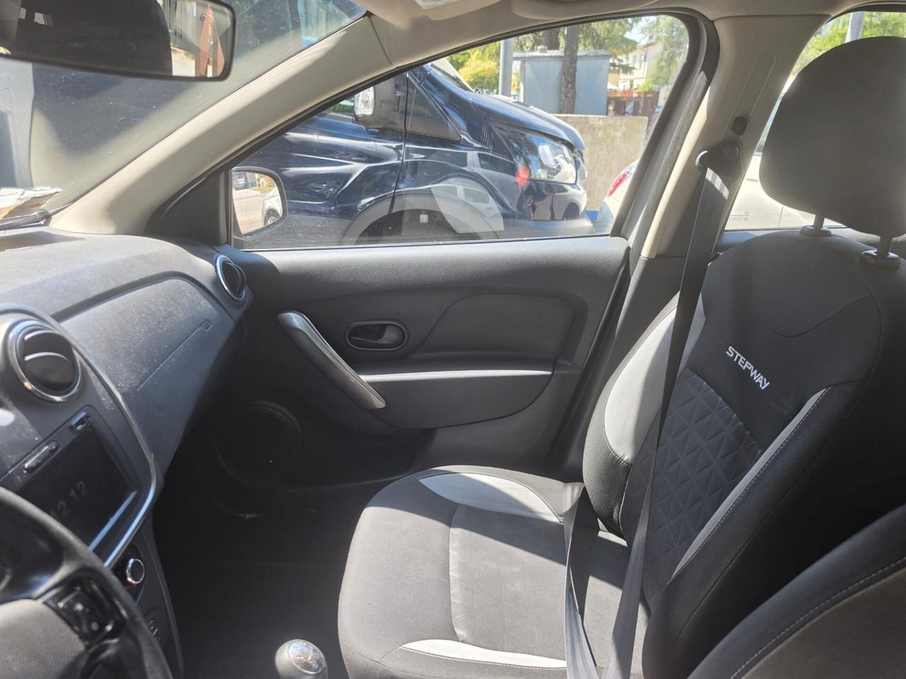 Dacia Sandero 0.9 TCe 12V TurboGPL 90CV Start&Stop Essential rate da 99,00