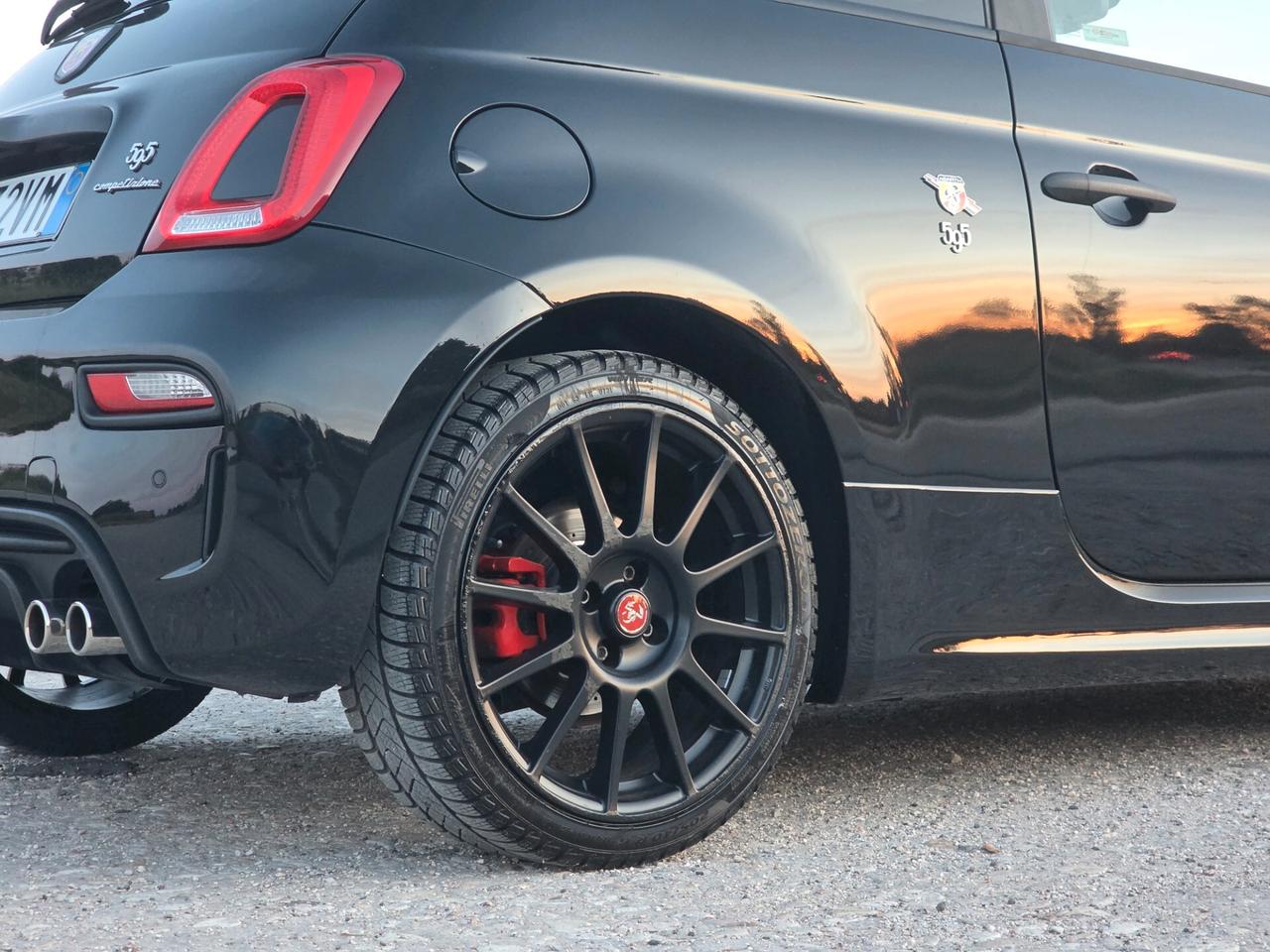 Abarth 595 1.4 Turbo T-Jet 180 CV Competizione
