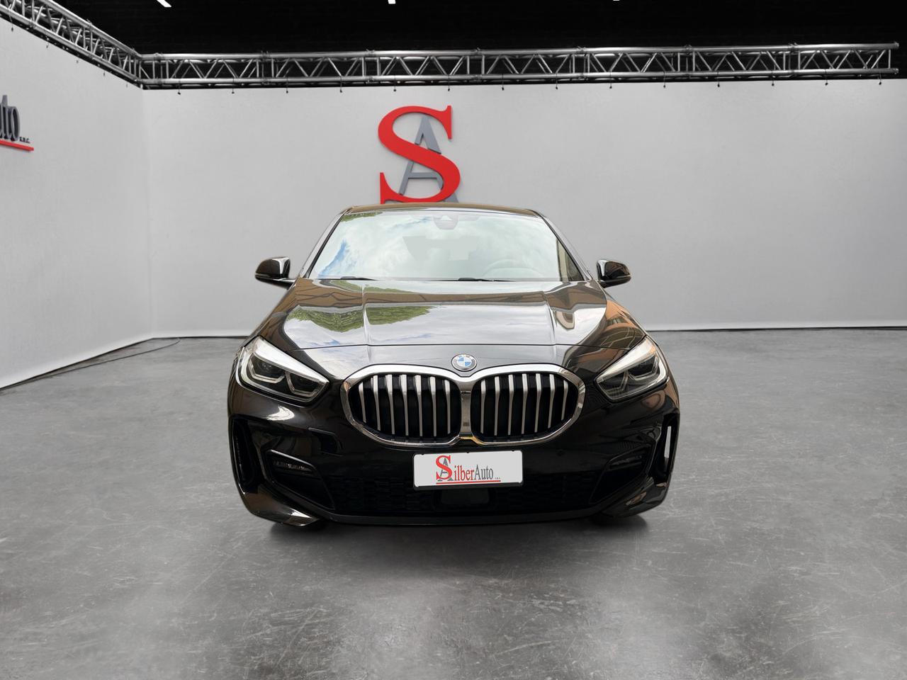 BMW 116 d M-sport -SEDILI A GUSCIO M"