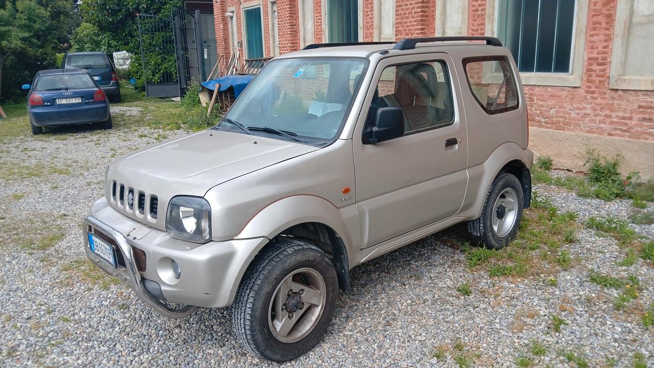 Suzuki Jimny 1.3i 16V cat 4WD JLX Più