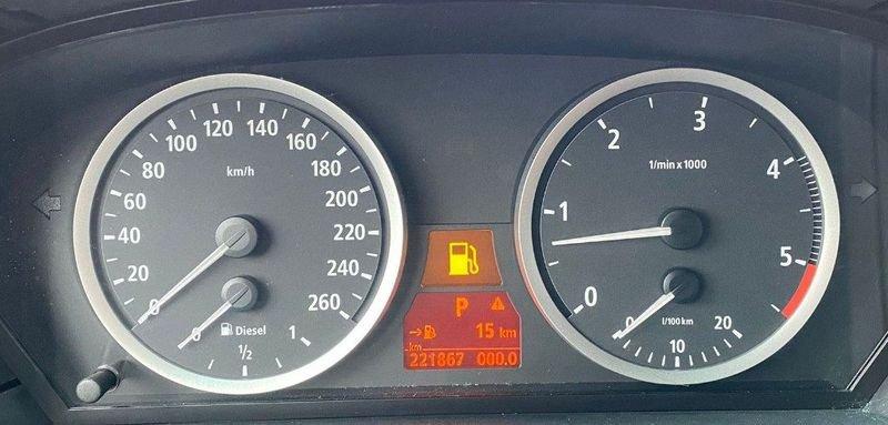 BMW Serie 5 530 xd Touring Futura 4X4-C.AUTOMATICO-PELLE