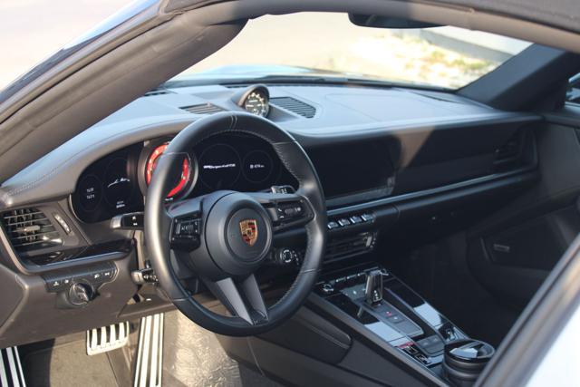 PORSCHE 911 Targa 4 GTS