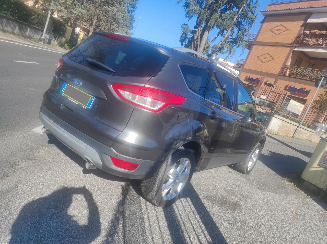 Ford Kuga 2.0 TDCI 150 CV S&S 4WD Powershift Titanium