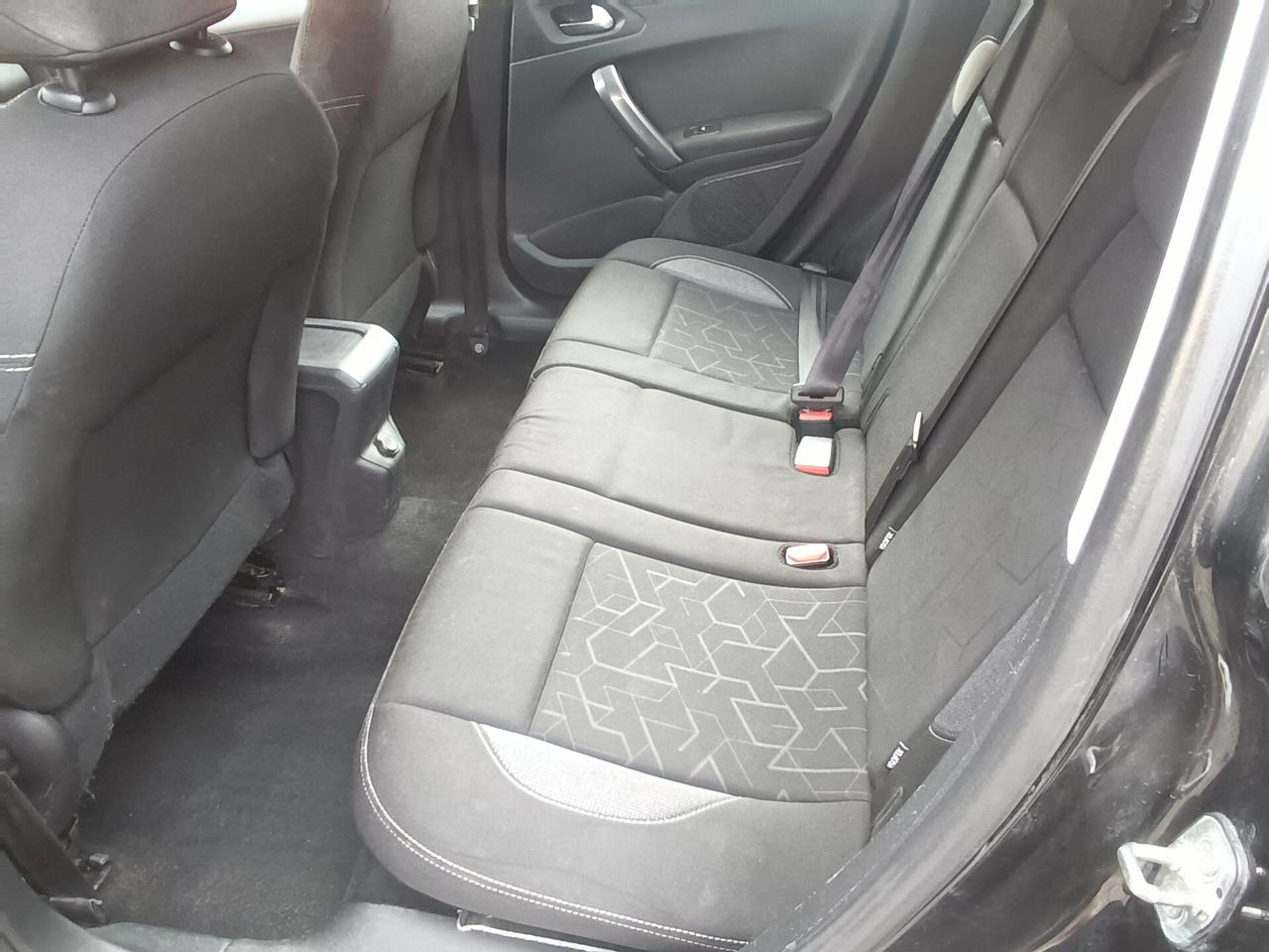 Peugeot 2008 PureTech 82 Active GPL