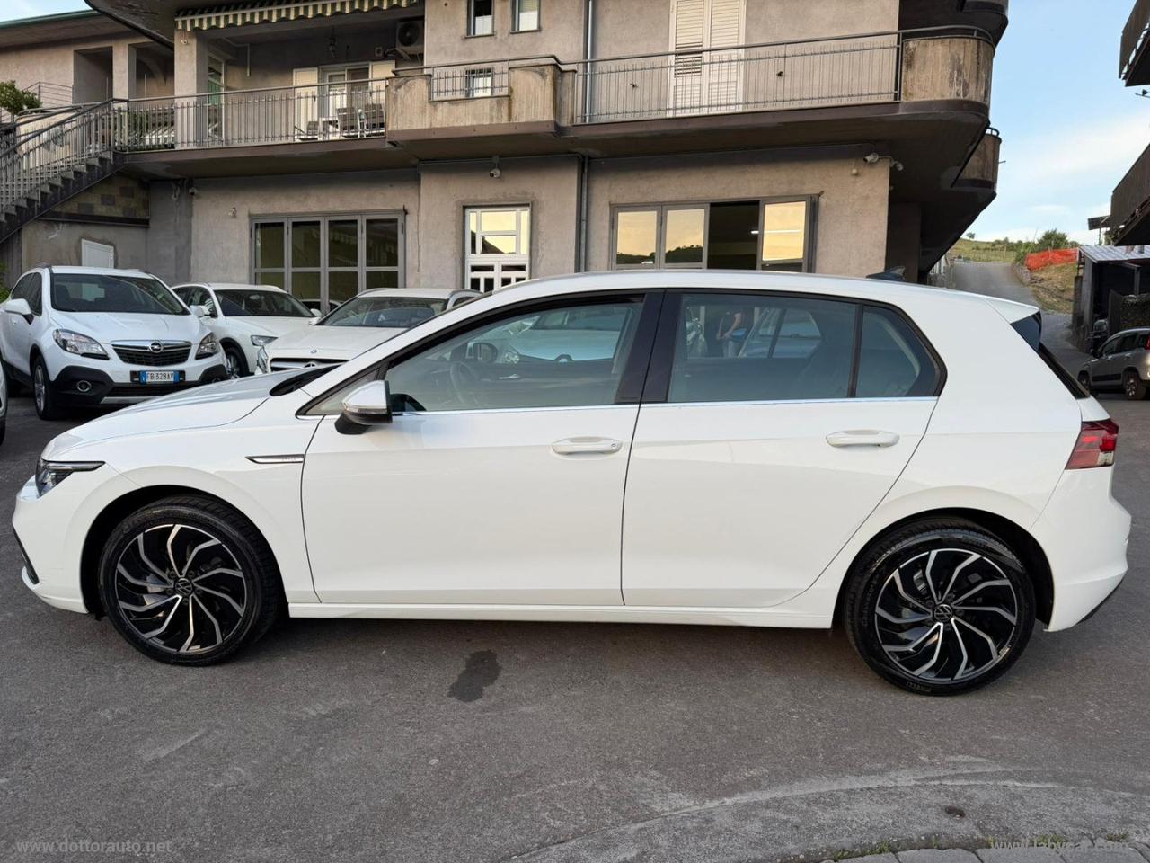 VOLKSWAGEN Golf 2.0 TDI DSG SCR Style