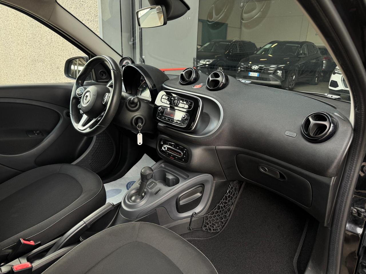 Smart forfour 1.0 Passion 71cv twinamic my18