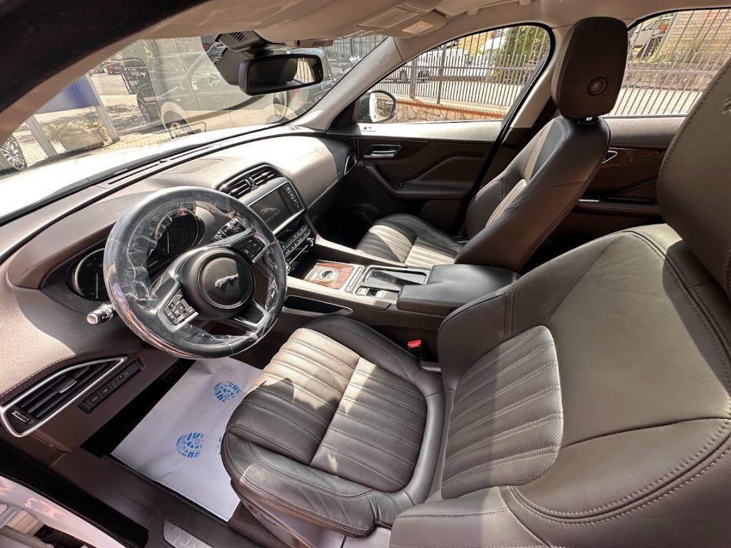 JAGUAR F-Pace 2.0 D 180 CV AWD aut. Portfolio MY 2019