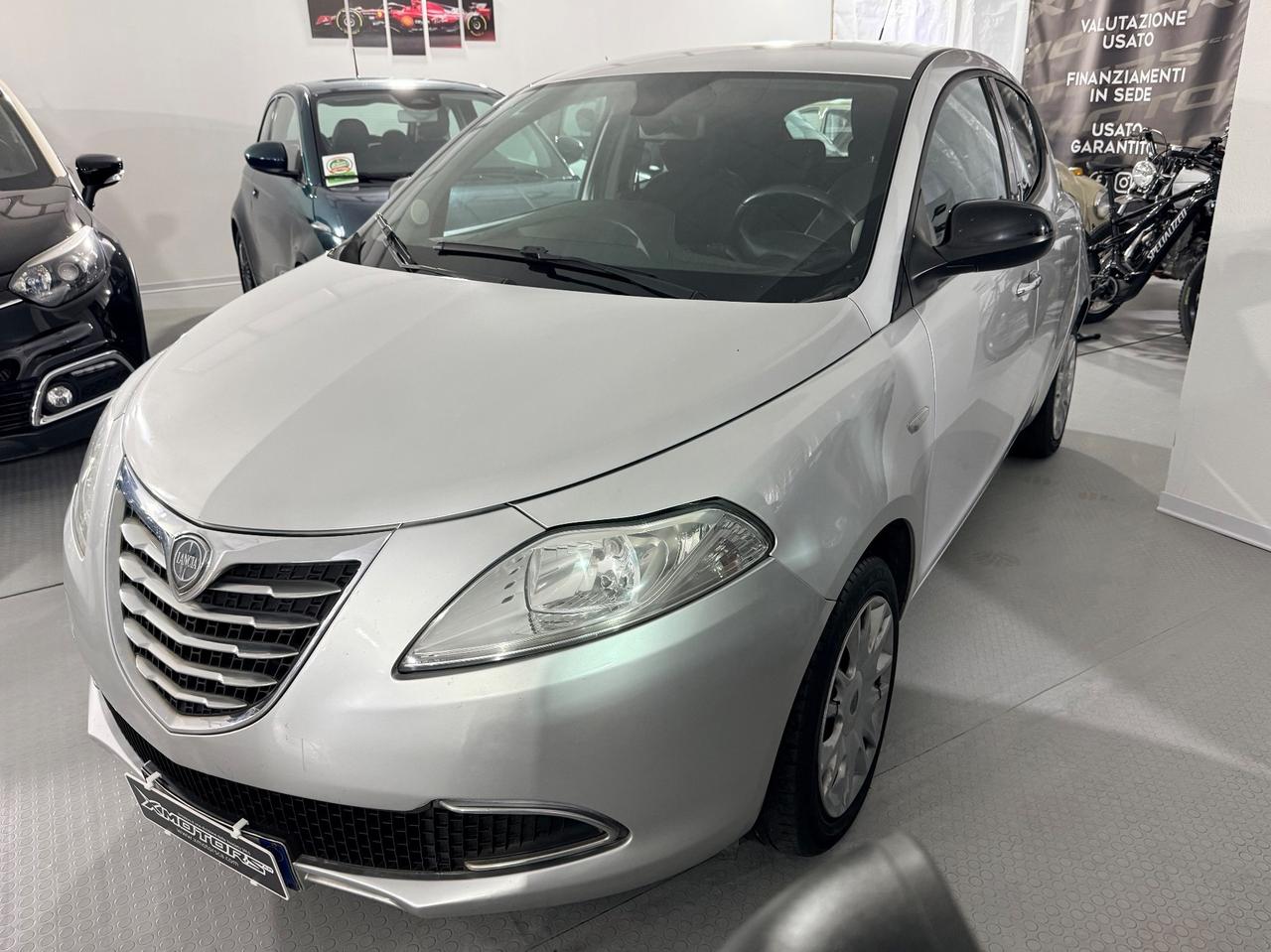 Lancia Ypsilon 1.2 69 CV 5 porte