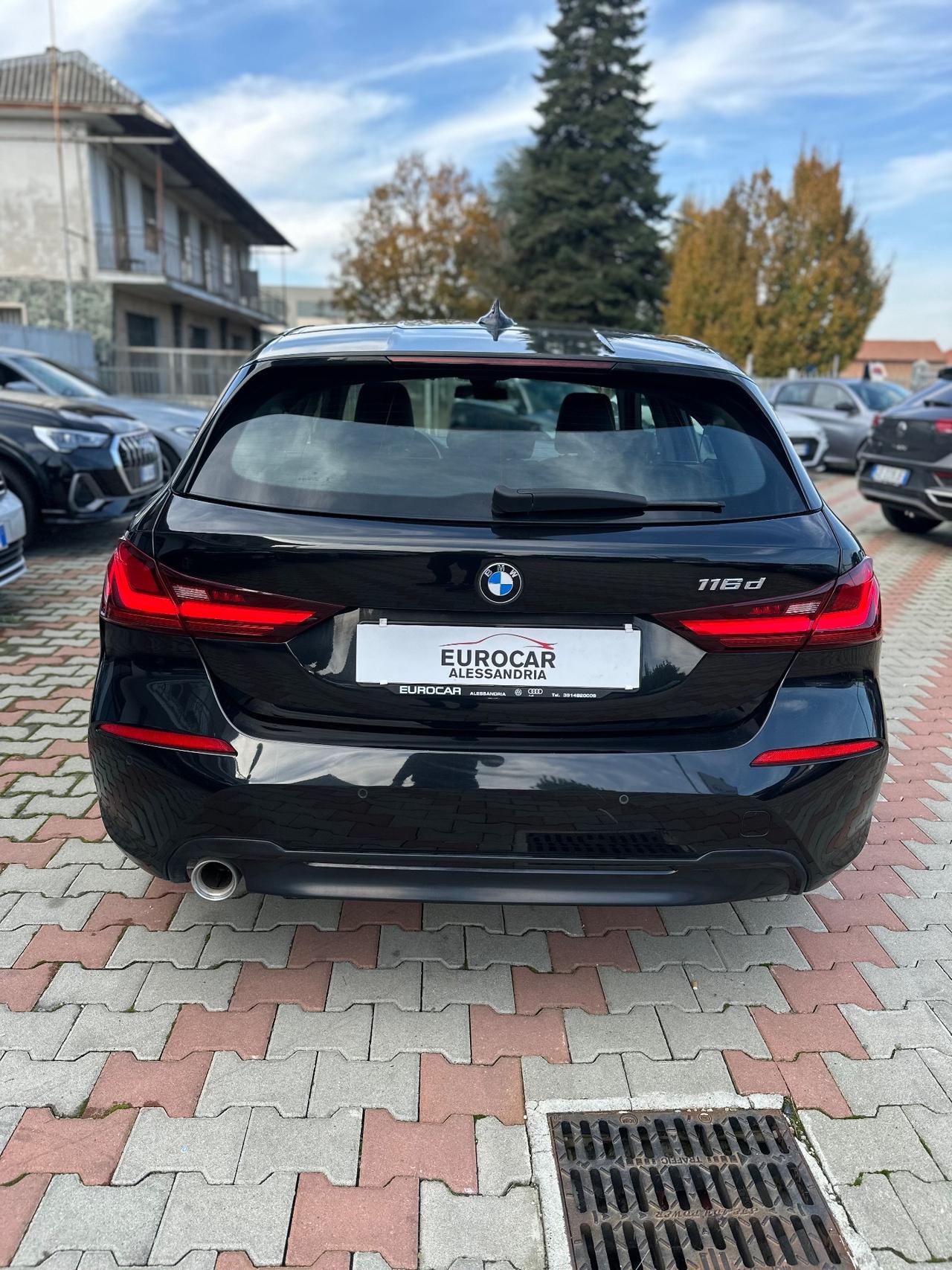 Bmw 116 116d 5p. Advantage