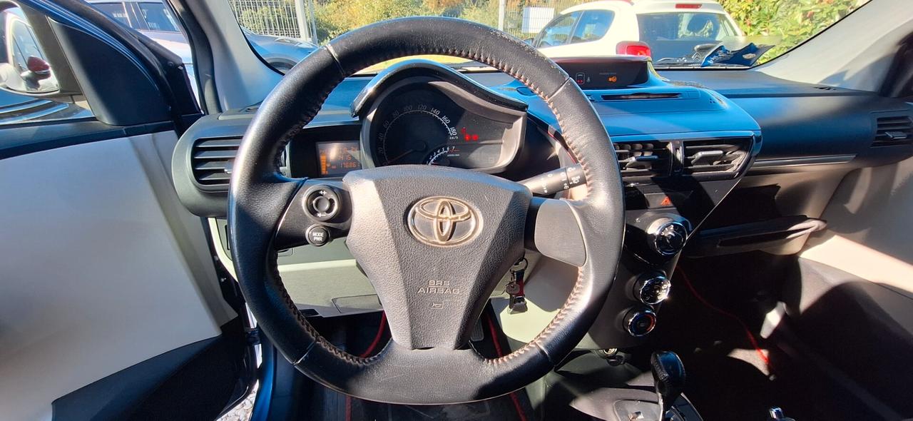 Toyota iQ 1.0 Sol cvt