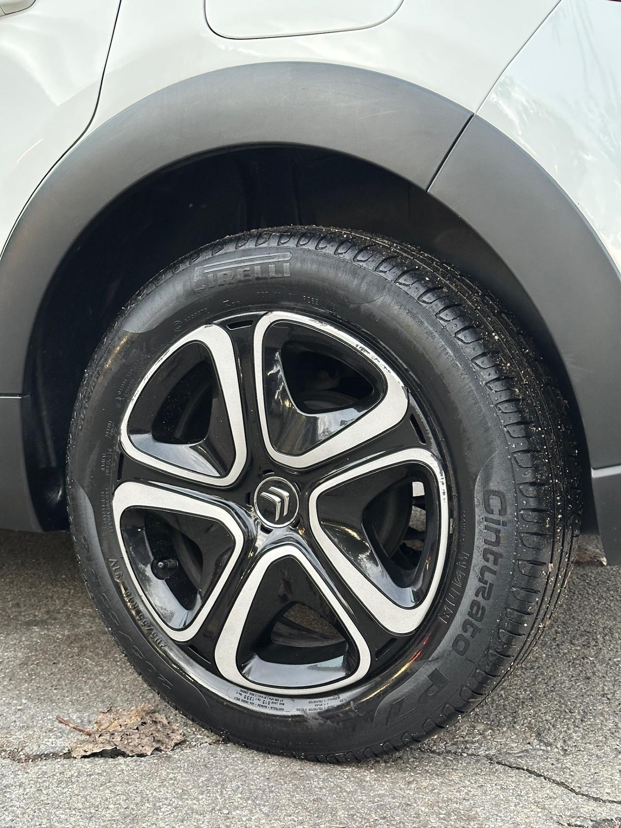 Citroen C3 PureTech 82 Shine solo 130mila km