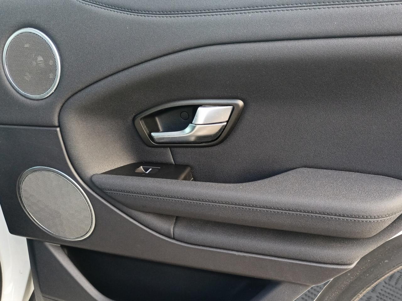 Land Rover Range Evoque 2.0 TD4 150 CV 5p. SE